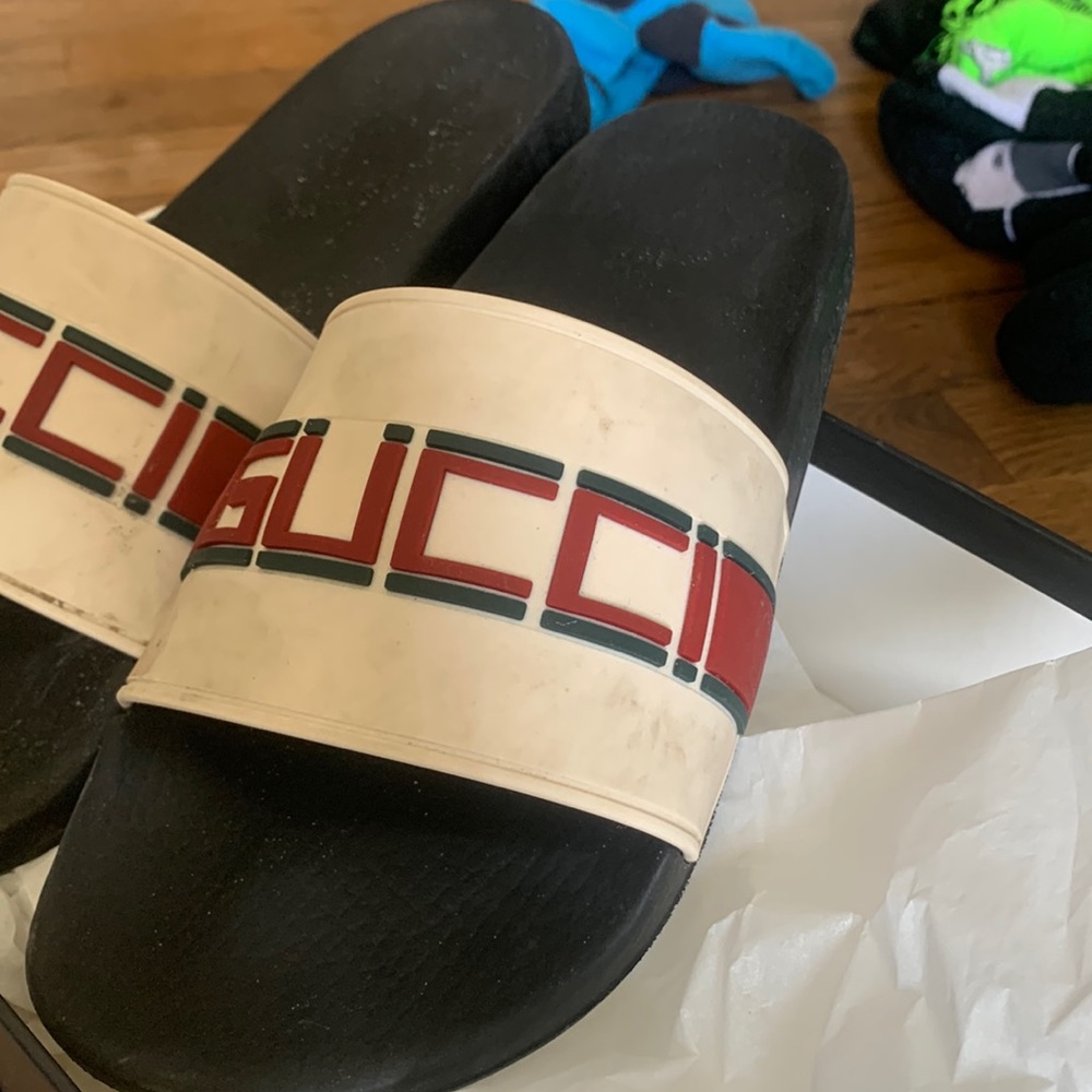 Gucci pool slides - Picture 2 of 2